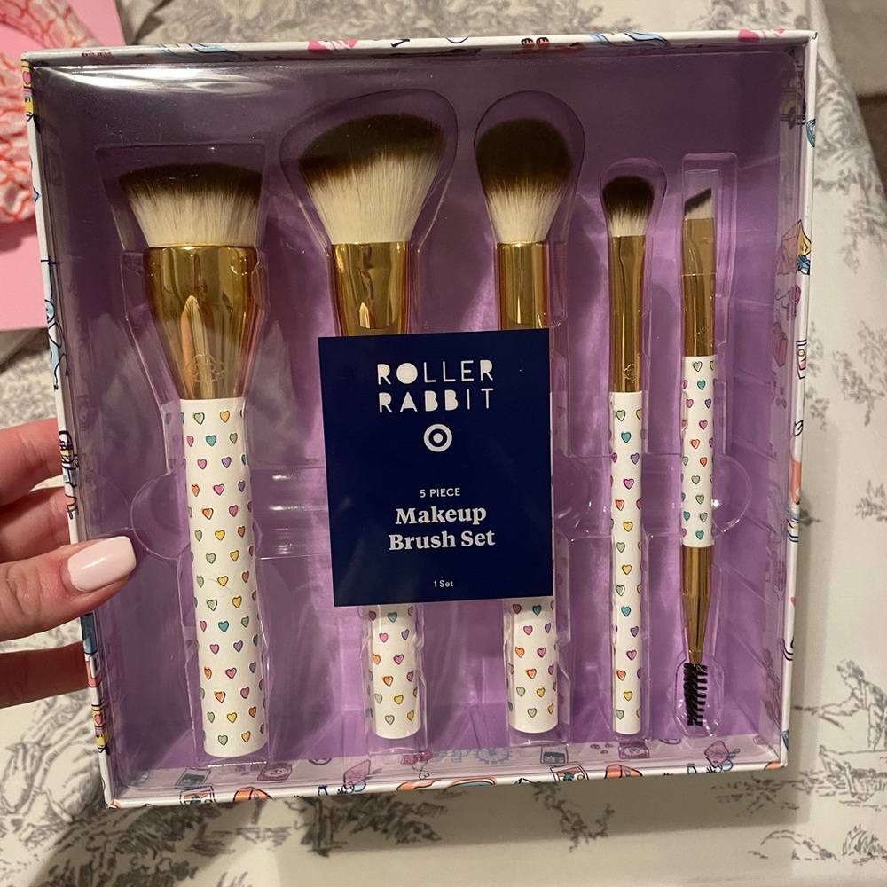 Roller Rabbit X Target Colorful Heart Makeup Brush Set
